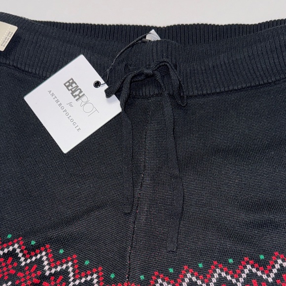 Beach Riot Black Sweater Shorts with Red and Green Design - Picture 3 of 4